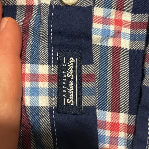 Mens crown and Ivy classic fit flannel button down shirt - Picture 3 of 4